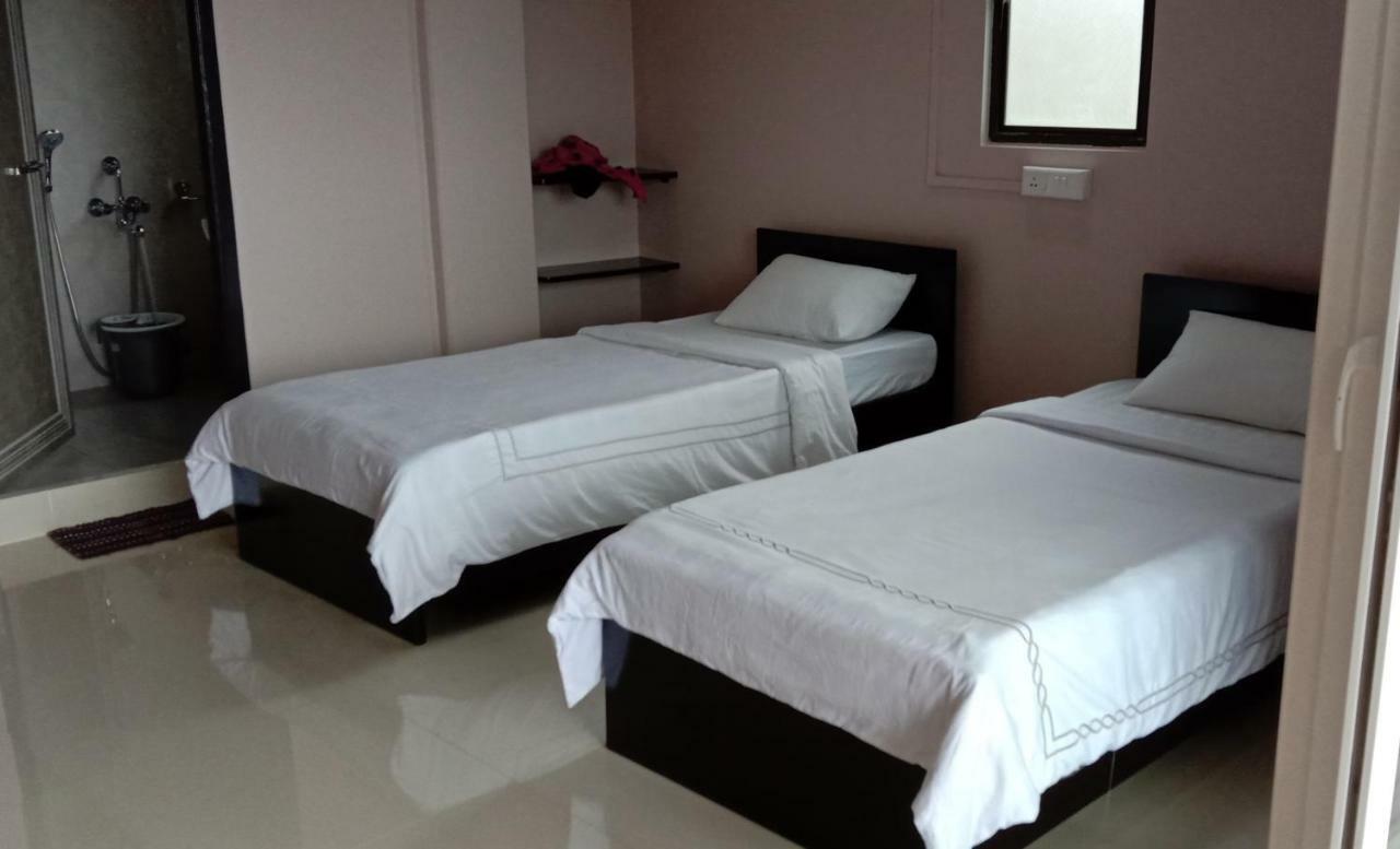 Standard Room Āīzawl Esterno foto