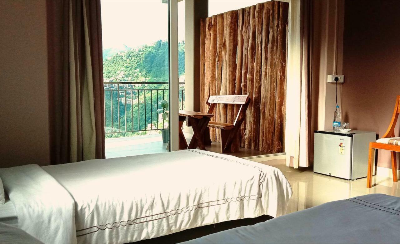 Standard Room Āīzawl Esterno foto